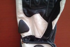 custom-glove-2