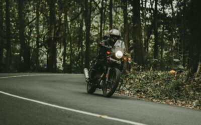 How to Corner Properly on a Motorcycle